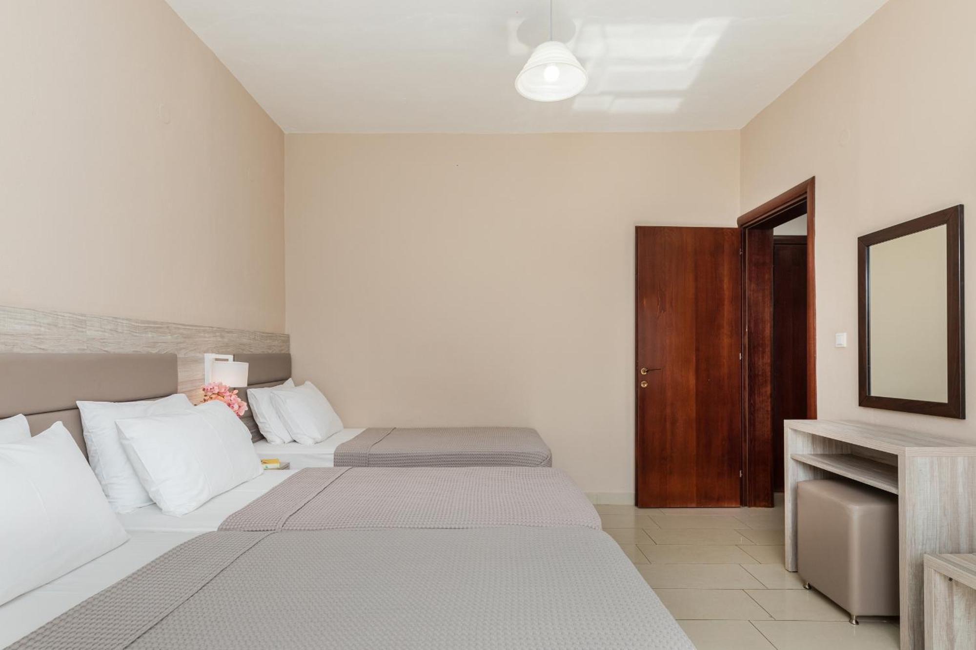 Hotel Grekas Néoi Póroi Exteriér fotografie